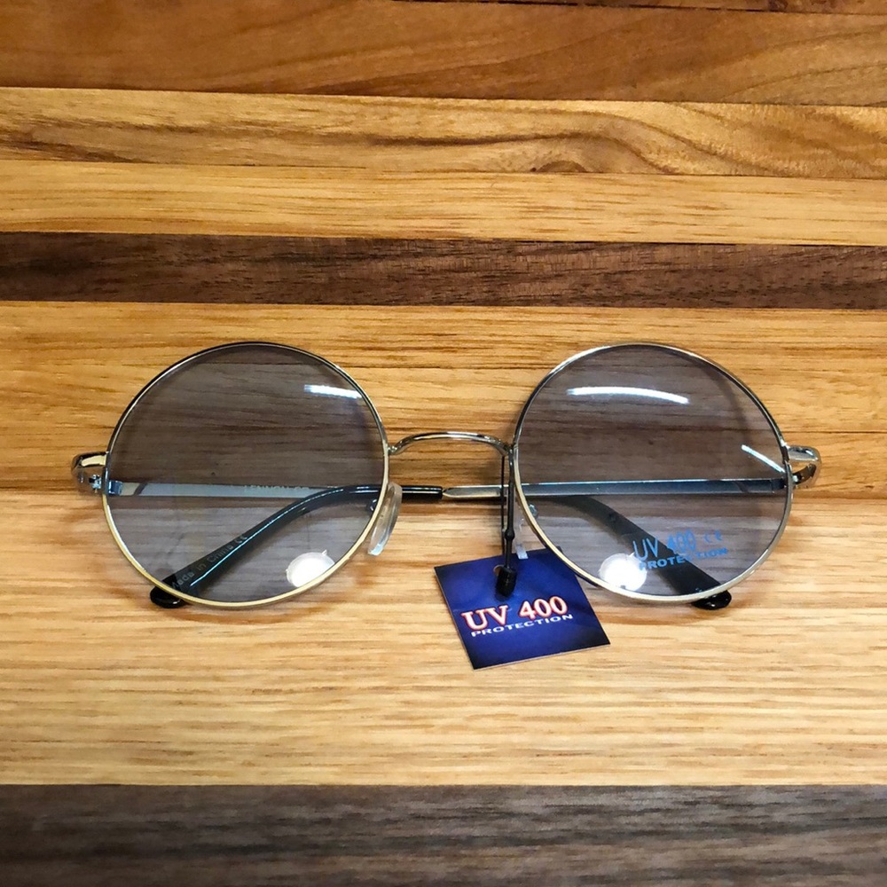 ❤️‍🔥 Large Round blue tint sunglasses!